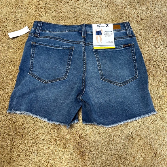 NWT Seven Weekend Denim Shorts - Picture 2 of 5